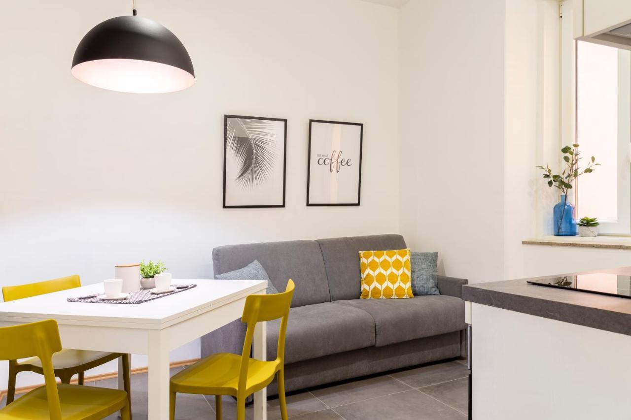 Elegante Vicino Stazione - Gold Apartment Triest